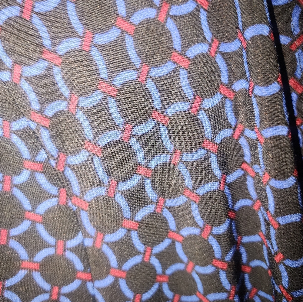 Dress - Picture 4 of 4